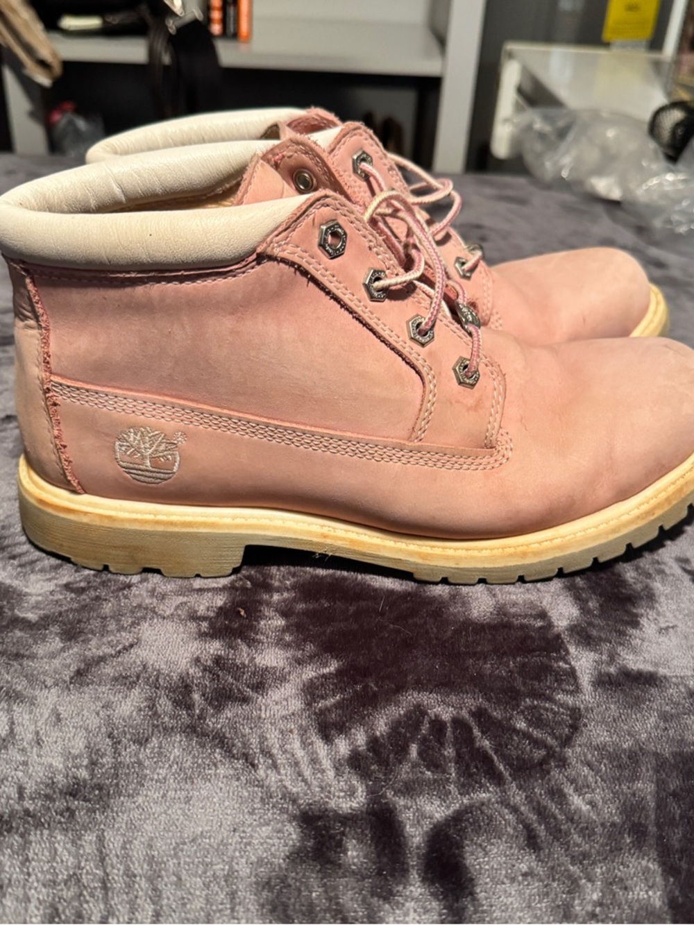 Timberland - Nubuck Leather Ankle Boots - Pink - 10